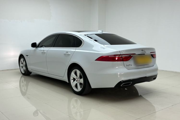 Used Jaguar XFL 2018 XFL 2.0T 200PS Elite Edition Exterior 2