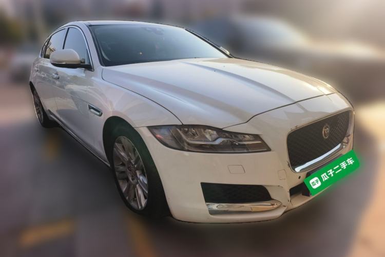 Used Jaguar XFL 2018 XFL 2.0T 250 PS Luxury Edition Exterior 2
