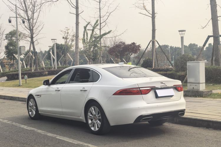 Used Jaguar XFL 2018 XFL 2.0T 250 PS Luxury Edition Exterior 5