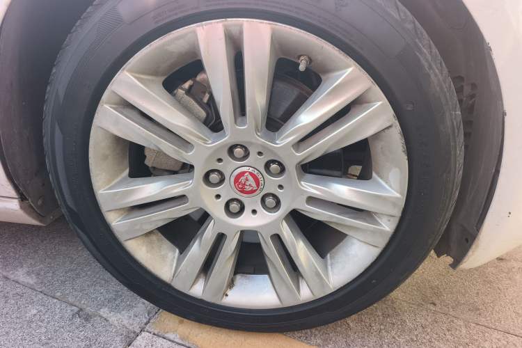 Used Jaguar XFL 2018 XFL 2.0T 250 PS Luxury Edition Exterior 7