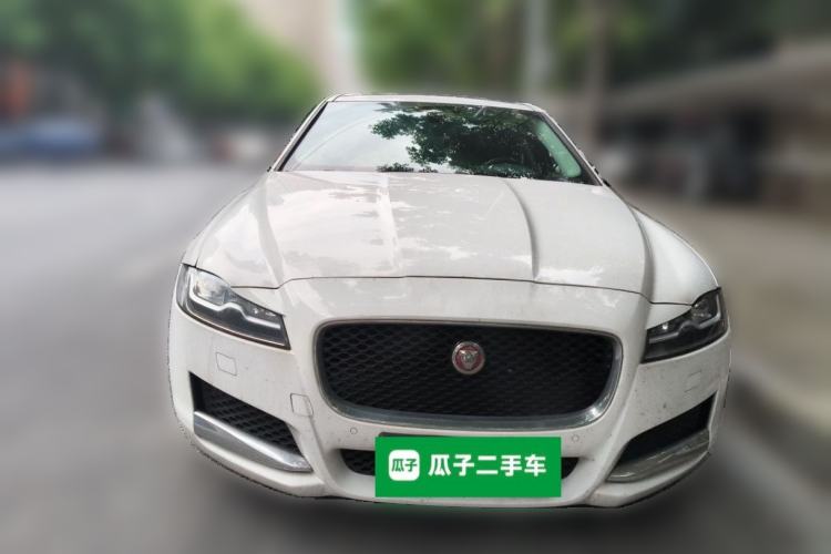 Used Jaguar XFL 2018 XFL 2.0T 250 PS Luxury Edition Front