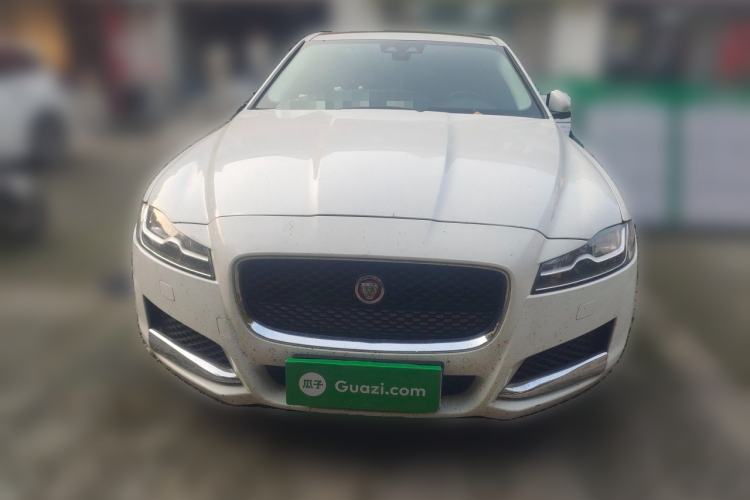 Used Jaguar XFL 2018 XFL 2.0T 250 PS Luxury Edition Front