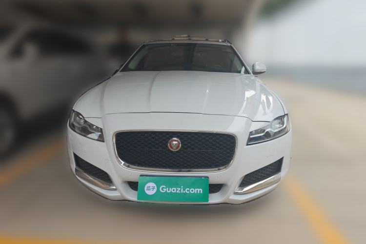 Used Jaguar XFL 2018 XFL 2.0T 250 PS Luxury Edition Front