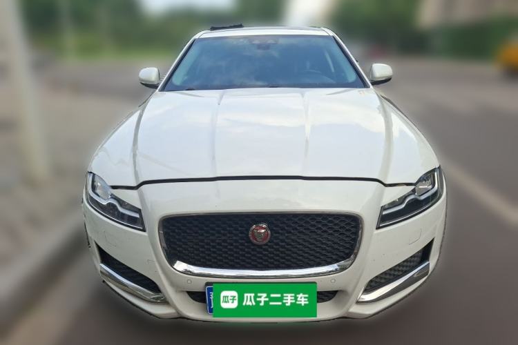 Used Jaguar XFL 2018 XFL 2.0T 250 PS Luxury Edition Front