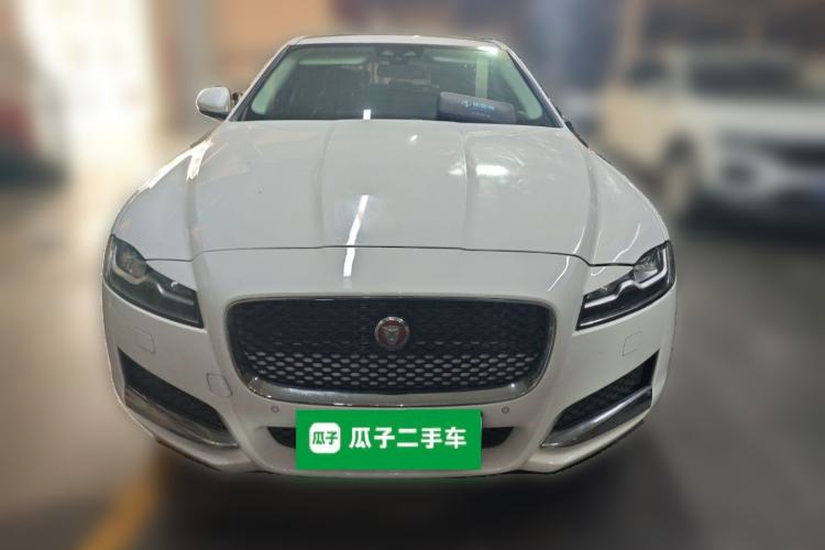 Used Jaguar XFL 2018 XFL 2.0T 250 PS Luxury Edition Front