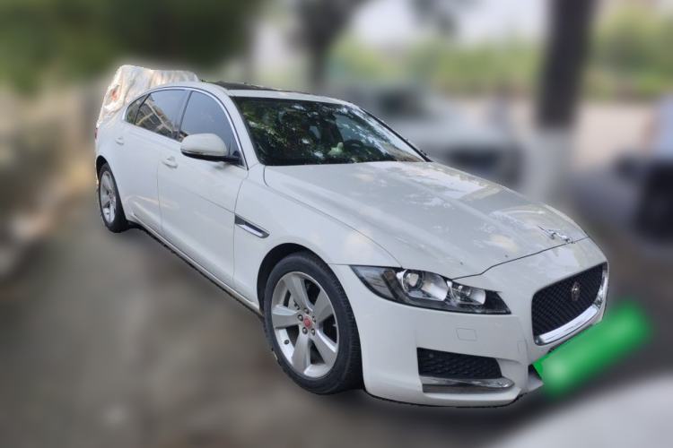 Used Jaguar XFL 2018 XFL 2.0T 200PS Elite Edition Front Right 45 Deg