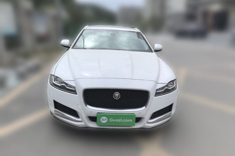 Used Jaguar XFL 2018 XFL 2.0T 250 PS Luxury Edition Front