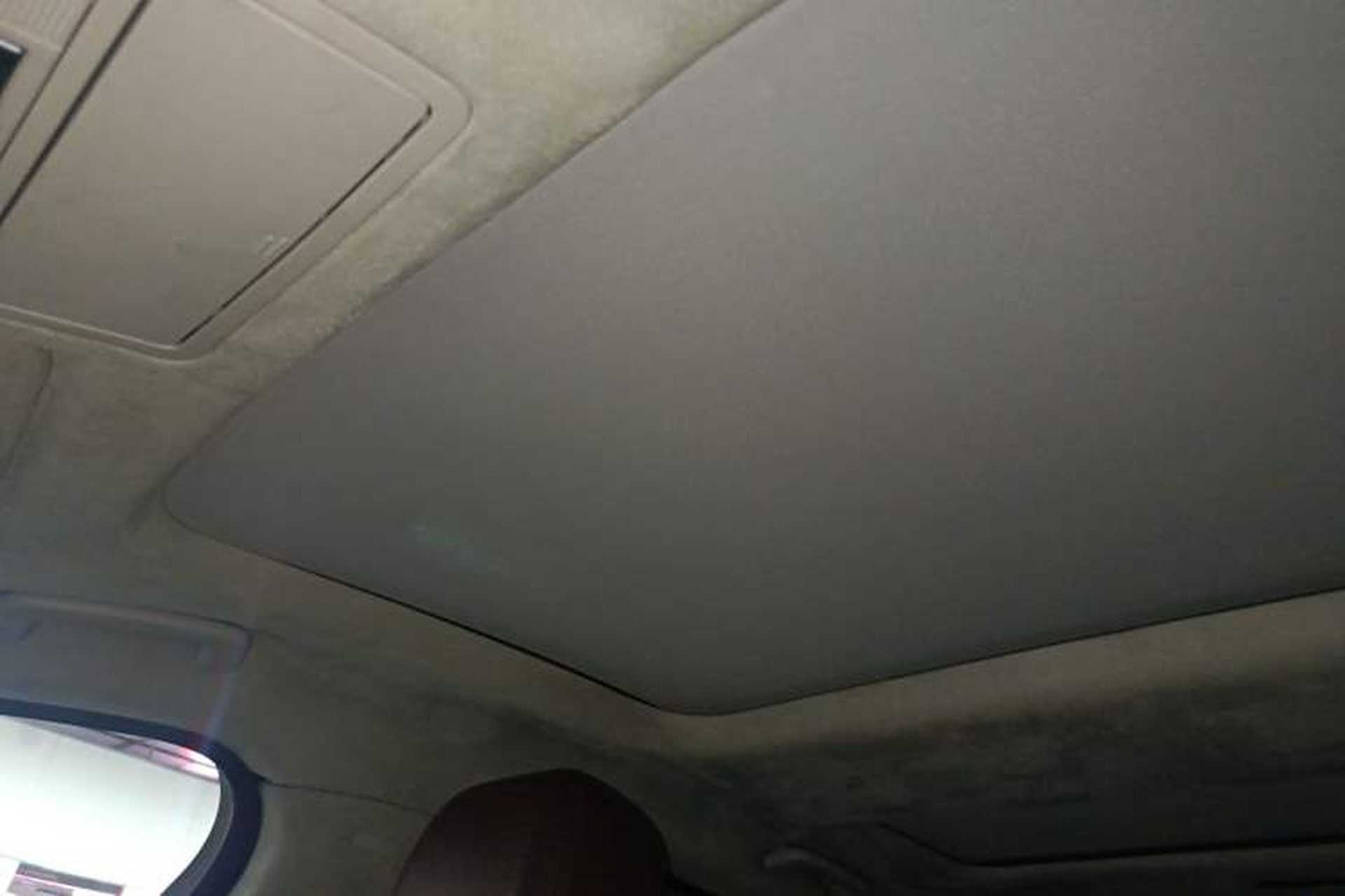 Used Jaguar XFL 2018 XFL 2.0T 250 PS Luxury Edition Headliner