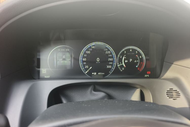Used Jaguar XFL 2018 XFL 2.0T 250 PS Luxury Edition Instrument Cluster