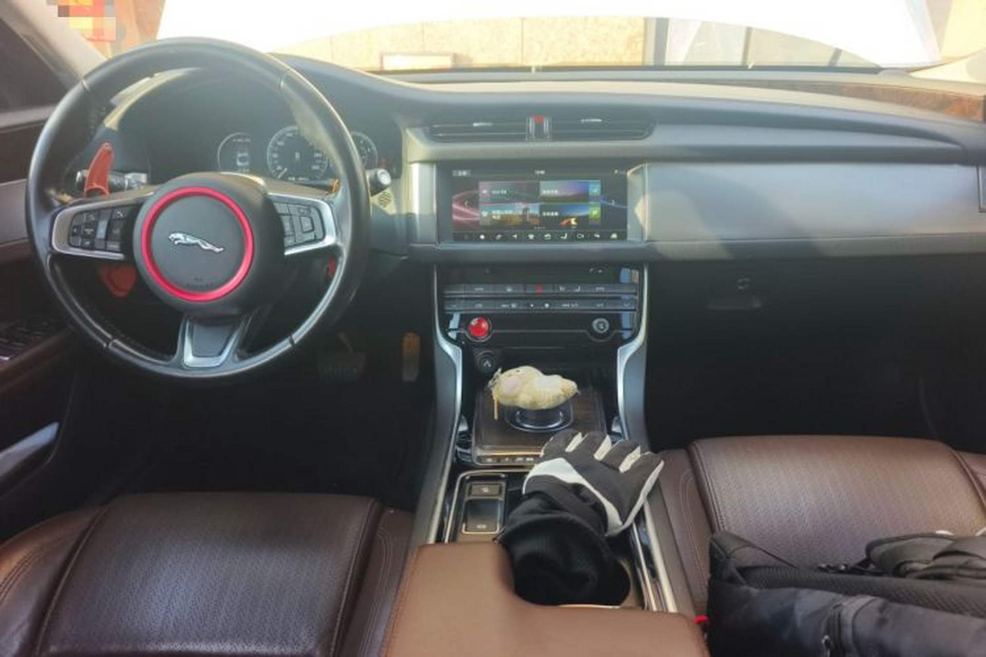 Used Jaguar XFL 2018 XFL 2.0T 250 PS Luxury Edition Interior 2