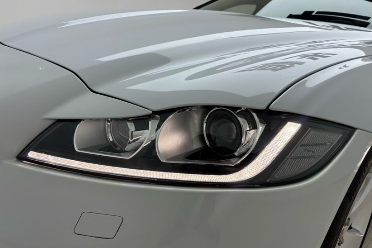 Used Jaguar XFL 2018 XFL 2.0T 200PS Elite Edition Left Front Headlight