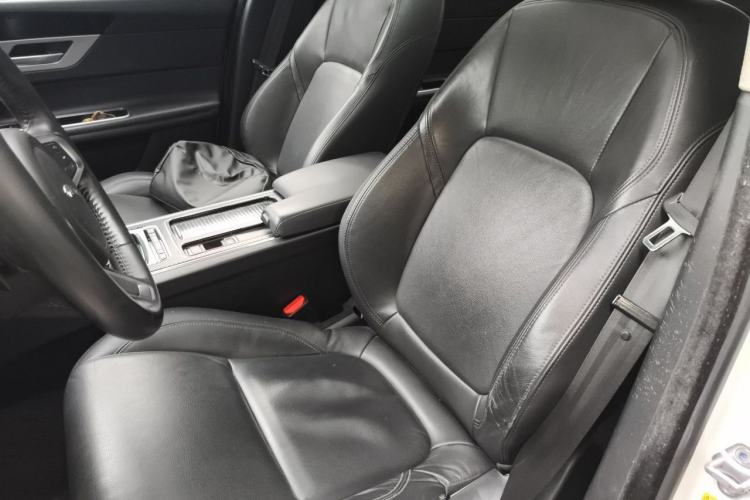 Used Jaguar XFL 2018 XFL 2.0T 200PS Luxury Edition Left Front Seat