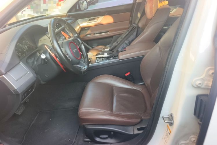 Used Jaguar XFL 2018 XFL 2.0T 250 PS Luxury Edition Left Front Seat