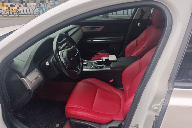 Used Jaguar XFL 2018 XFL 2.0T 250 PS Luxury Edition Left Front Seat