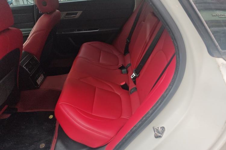 Used Jaguar XFL 2018 XFL 2.0T 250 PS Luxury Edition Left Rear Seat