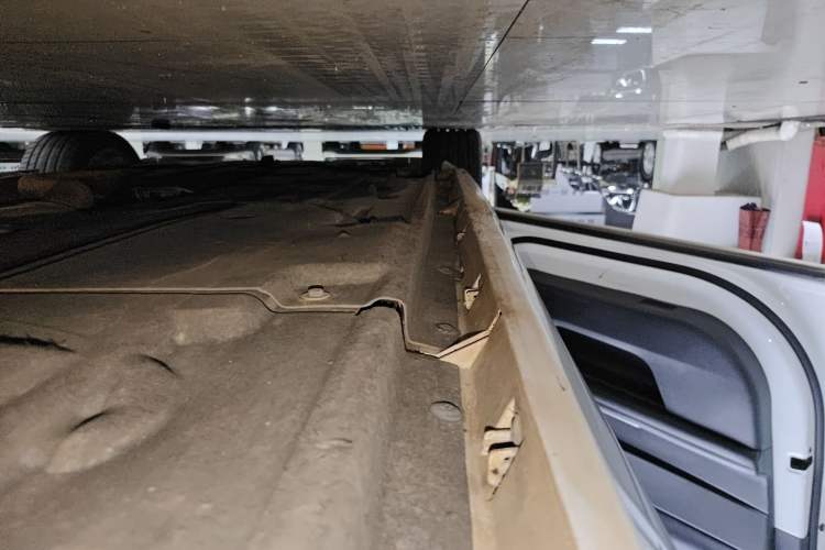 Used Jaguar XFL 2018 XFL 2.0T 250 PS Luxury Edition Left Side Sill