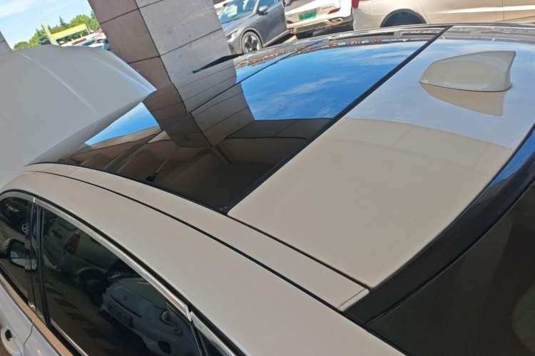 Used Jaguar XFL 2018 XFL 2.0T 200PS Elite Edition Left Side Sill