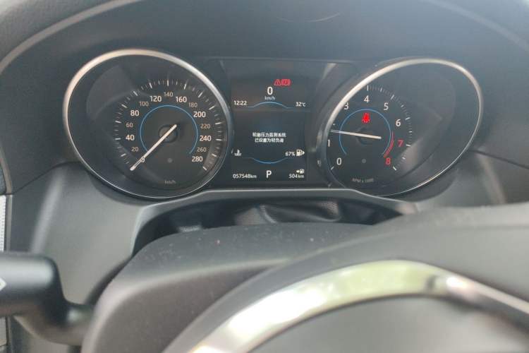 Used Jaguar XFL 2018 XFL 2.0T 200PS Elite Edition Odometer Close Up