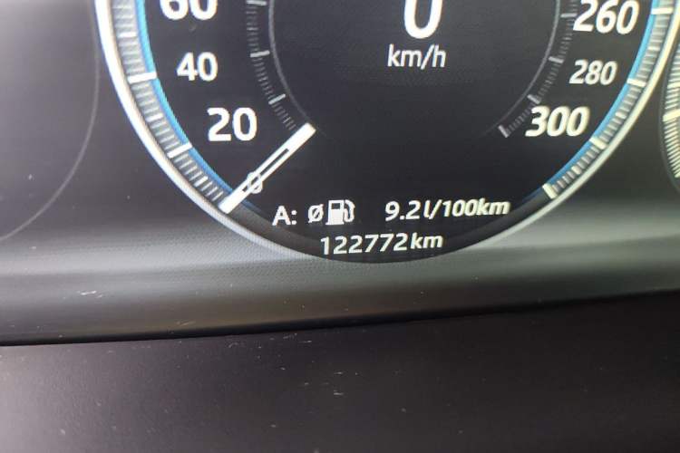 Used Jaguar XFL 2018 XFL 2.0T 250 PS Luxury Edition Odometer Close Up