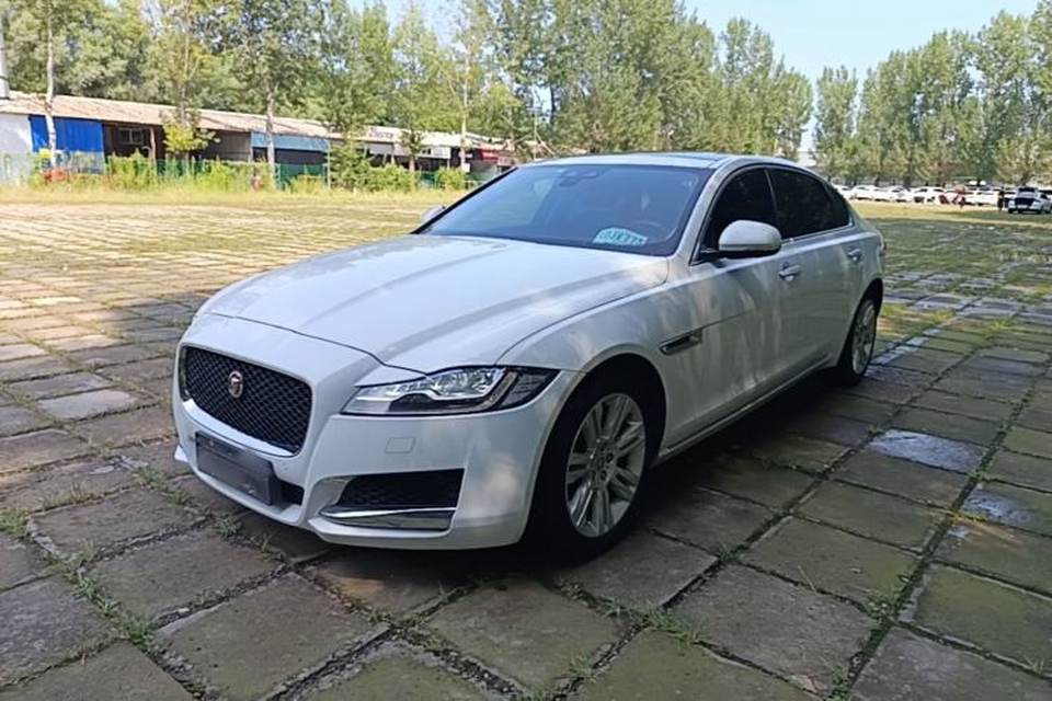 Jaguar XFL 2018