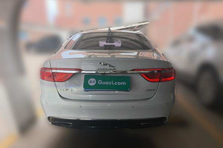 Used Jaguar XFL 2018 XFL 2.0T 250 PS Luxury Edition Rear