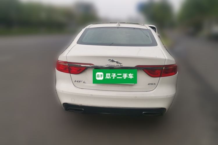 Used Jaguar XFL 2018 XFL 2.0T 250 PS Premium Edition Rear