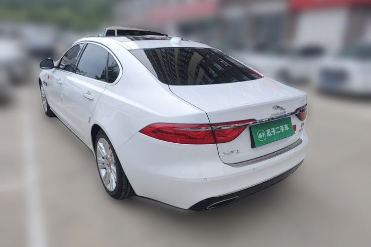 Used Jaguar XFL 2018 XFL 2.0T 250 PS Luxury Edition Rear Left 45 Deg