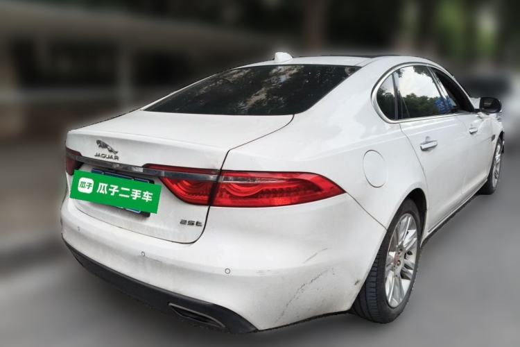 Used Jaguar XFL 2018 XFL 2.0T 250 PS Luxury Edition Rear Right 45 Deg
