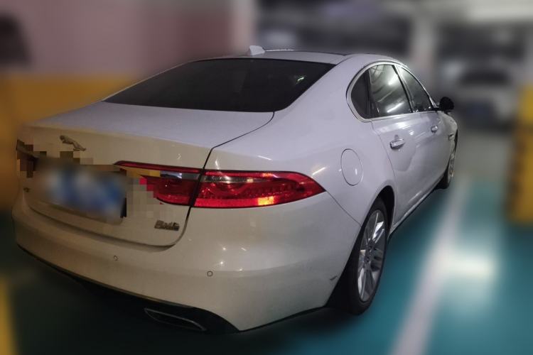 Used Jaguar XFL 2018 XFL 2.0T 250 PS Luxury Edition Rear Right 45 Deg