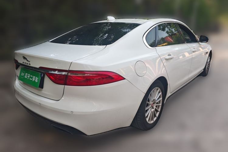 Used Jaguar XFL 2018 XFL 2.0T 200PS Luxury Edition Rear Right 45 Deg