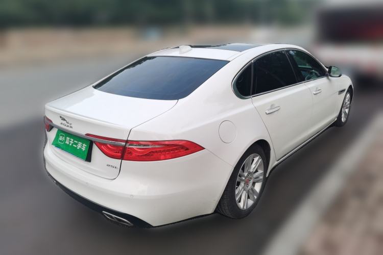Used Jaguar XFL 2018 XFL 2.0T 250 PS Premium Edition Rear Right 45 Deg