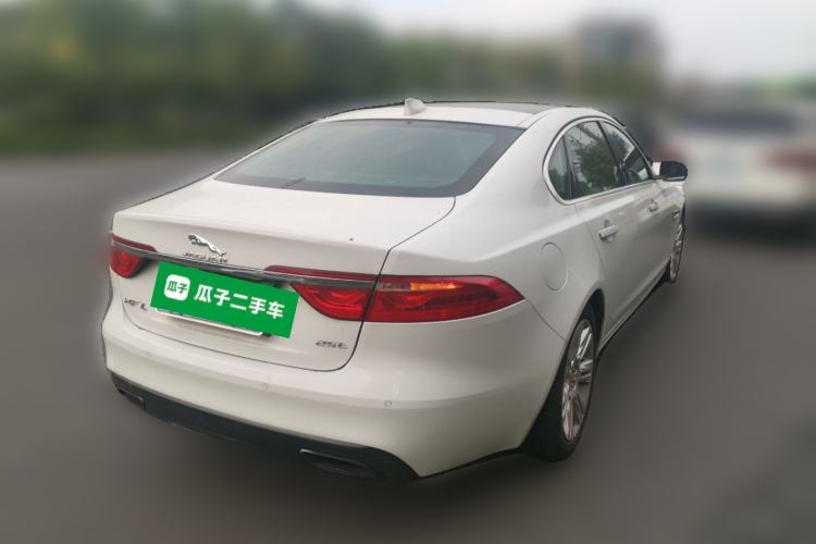 Used Jaguar XFL 2018 XFL 2.0T 250 PS Premium Edition Rear Right 45 Deg