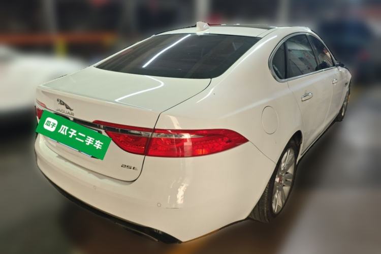 Used Jaguar XFL 2018 XFL 2.0T 250 PS Luxury Edition Rear Right 45 Deg