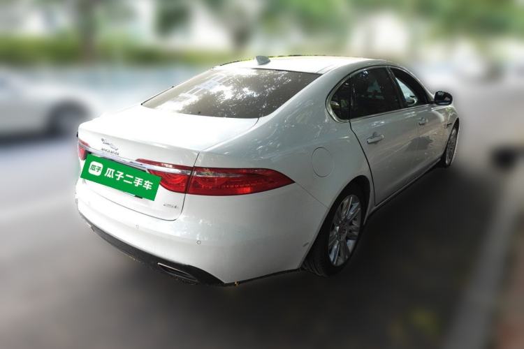 Used Jaguar XFL 2018 XFL 2.0T 250 PS Luxury Edition Rear Right 45 Deg
