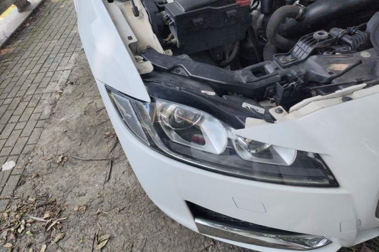 Used Jaguar XFL 2018 XFL 2.0T 200PS Elite Edition Right Front Headlight