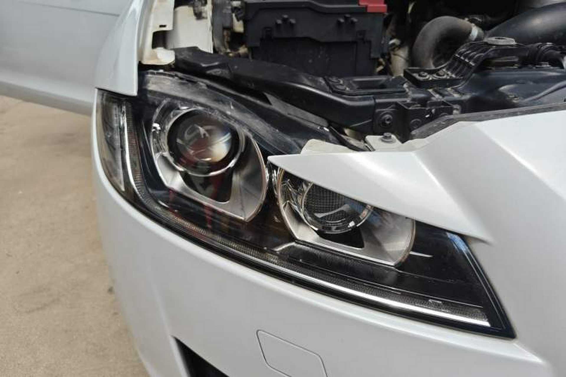 Used Jaguar XFL 2018 XFL 2.0T 200PS Elite Edition Right Front Headlight