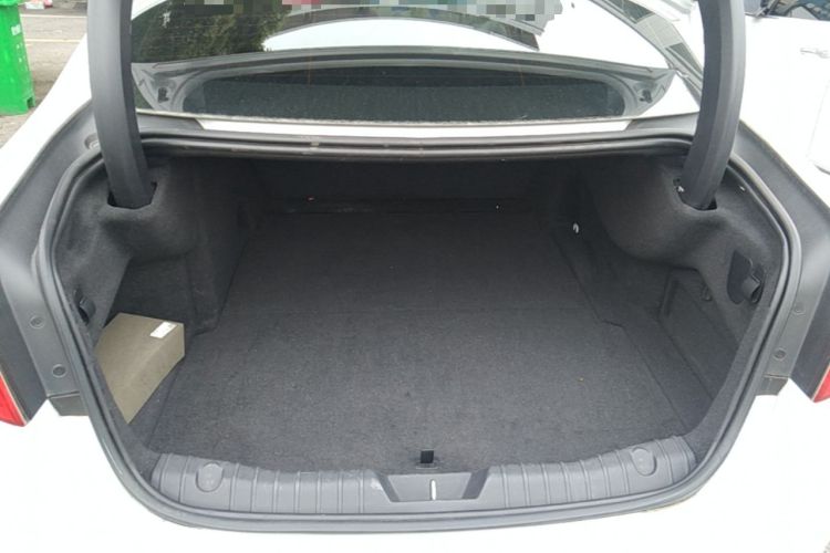 Used Jaguar XFL 2018 XFL 2.0T 250 PS Luxury Edition Trunk