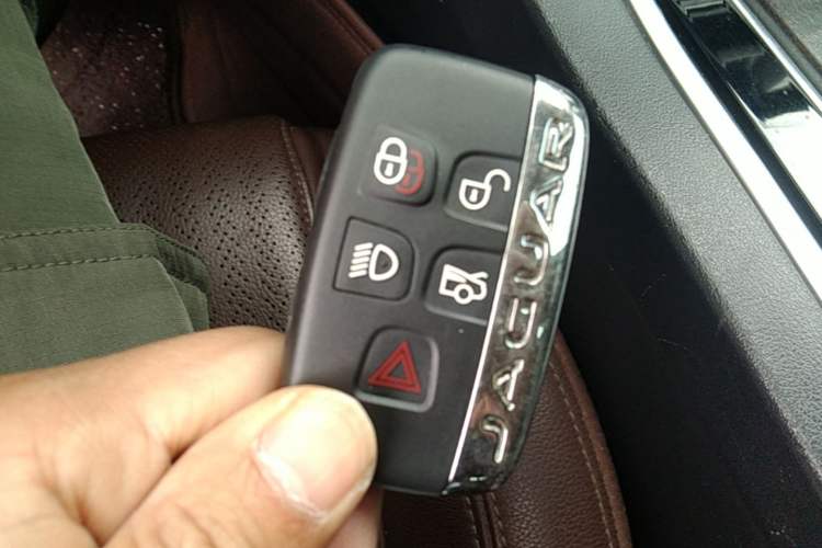Used Jaguar XFL 2018 XFL 2.0T 250 PS Luxury Edition Vehicle Key