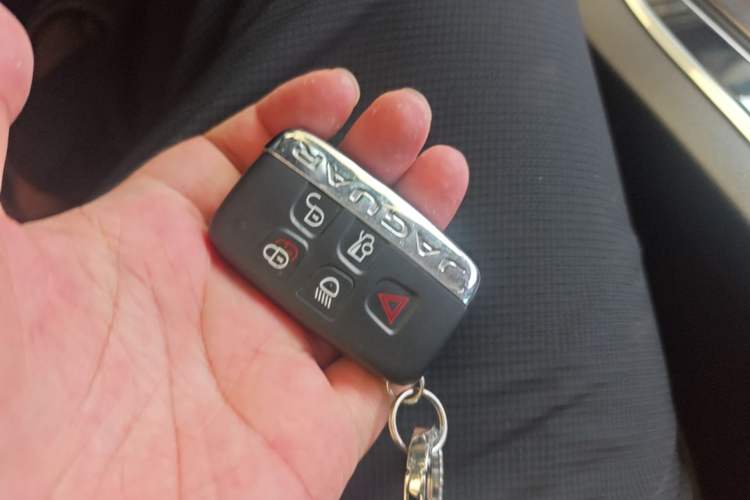 Used Jaguar XFL 2018 XFL 2.0T 200PS Elite Edition Vehicle Key