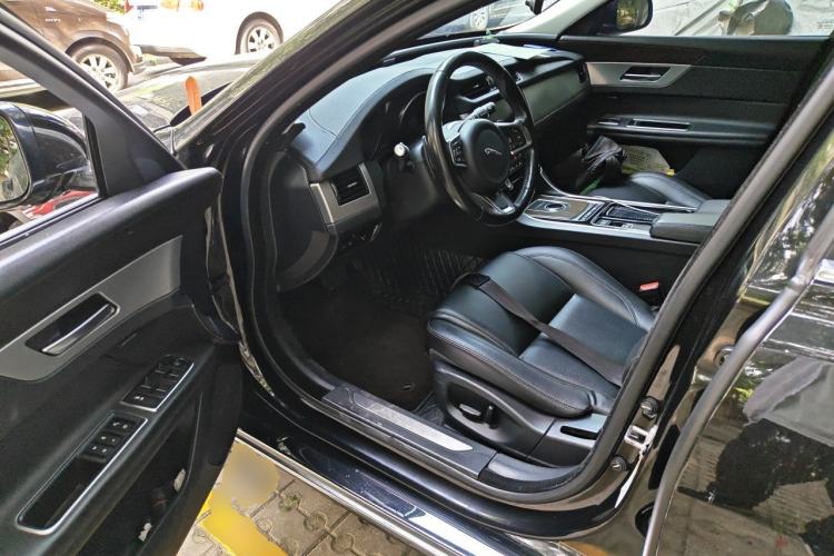 Used Jaguar XFL 2019 XFL 2.0T 200 PS Two-Wheel-Drive Elite Edition Driver Seat