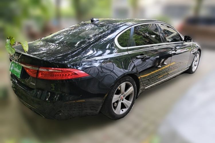 Used Jaguar XFL 2019 XFL 2.0T 200 PS Two-Wheel-Drive Elite Edition Rear Right 45 Deg