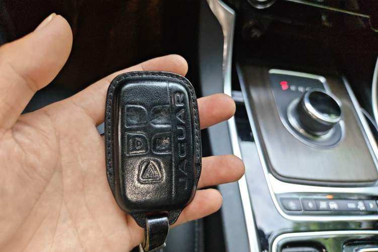 Used Jaguar XFL 2019 XFL 2.0T 200 PS Two-Wheel-Drive Elite Edition Vehicle Key