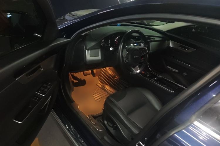 Used Jaguar XFL 2019 XFL 2.0T 200PS Two-Wheel-Drive Luxury Edition Driver Seat