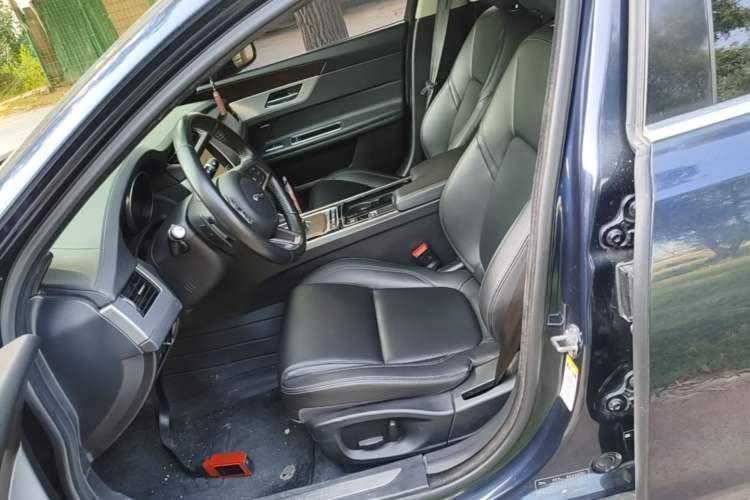 Used Jaguar XFL 2019 XFL 2.0T 200 PS Two-Wheel-Drive Elite Edition Left Front Seat