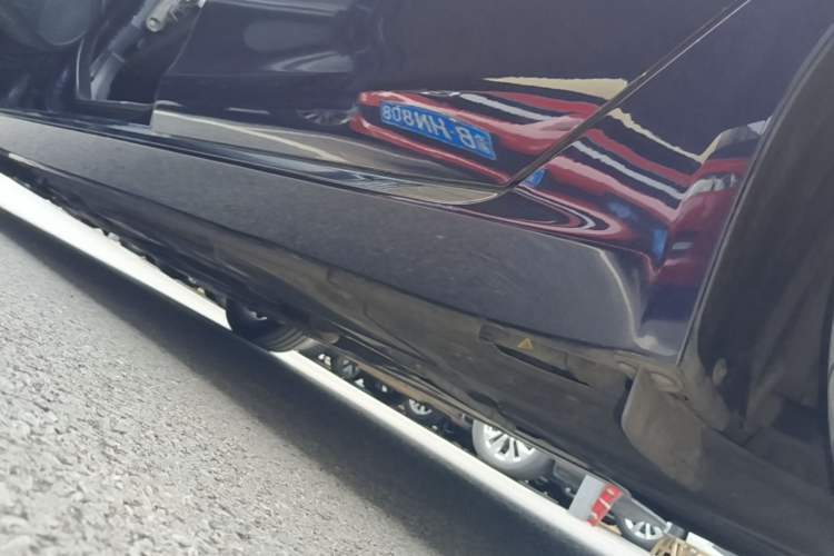 Used Jaguar XFL 2019 XFL 2.0T 200 PS Two-Wheel-Drive Elite Edition Left Side Sill