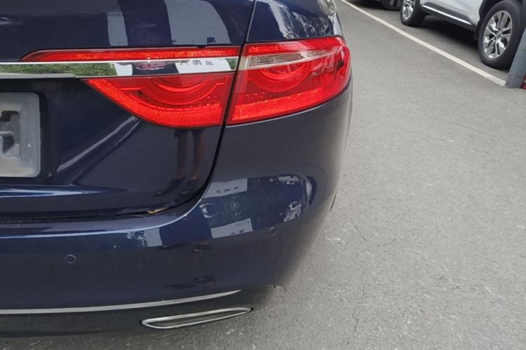 Used Jaguar XFL 2019 XFL 2.0T 200 PS Two-Wheel-Drive Elite Edition Right Rear Taillight