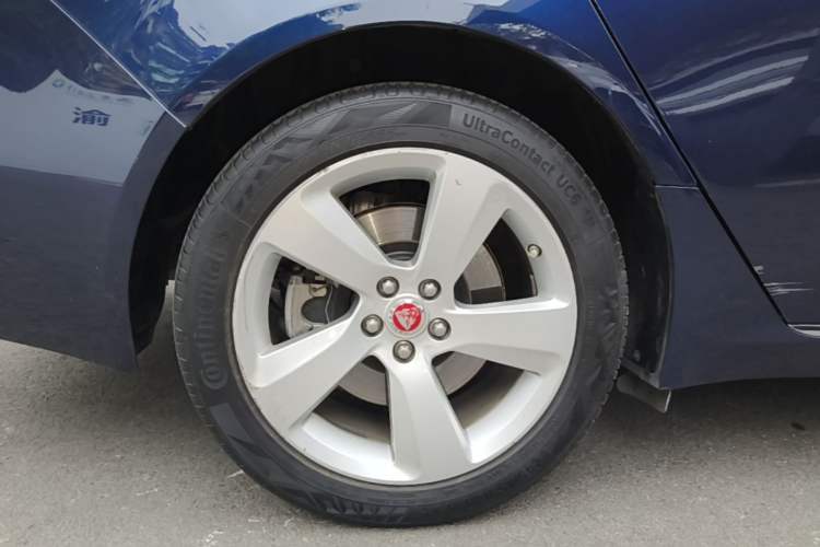 Used Jaguar XFL 2019 XFL 2.0T 200 PS Two-Wheel-Drive Elite Edition Right Rear Wheel Hub