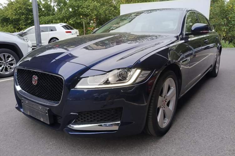 Used Jaguar XFL 2019 XFL 2.0T 200 PS Two-Wheel-Drive Elite Edition Guazi used car, China used car export, Used car for sale, Used  cars, Cheapest cars for sale