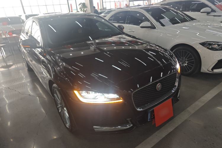 Used Jaguar XFL 2019 XFL 2.0T 250 PS Four-Wheel Drive Luxury Edition Exterior 1