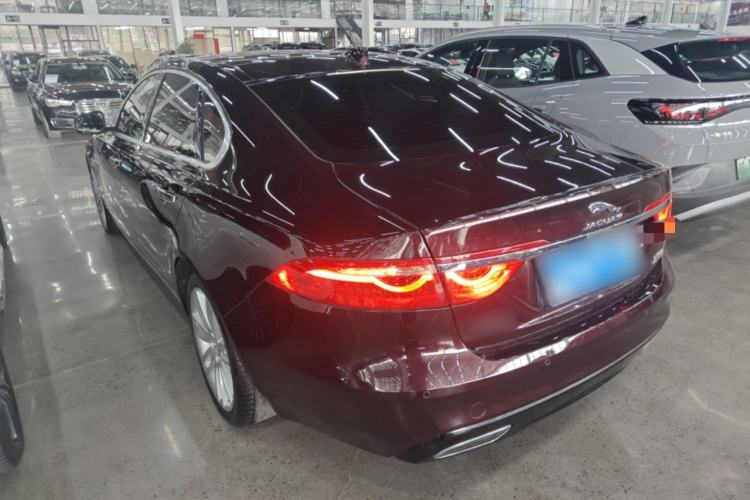 Used Jaguar XFL 2019 XFL 2.0T 250 PS Four-Wheel Drive Luxury Edition Exterior 2
